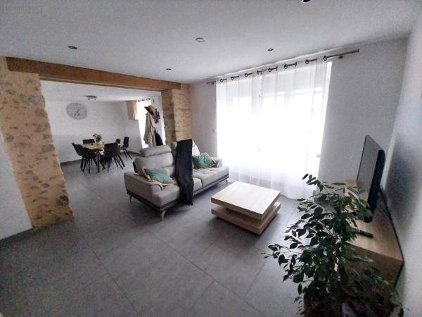 Maison à vendre à Jublains en Mayenne (53160), ref : 53090-886