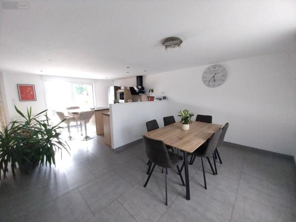 Maison à vendre à Jublains en Mayenne (53160), ref : 53090-886