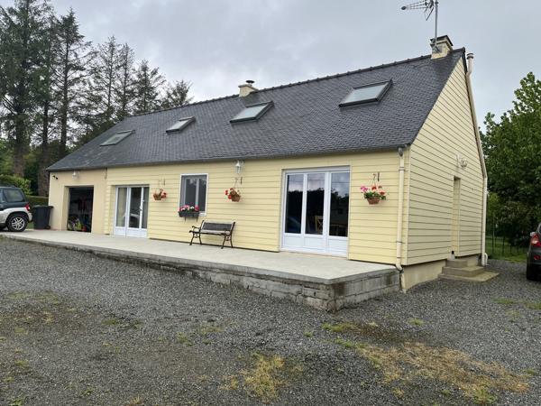 Maison Gommenec H 5 pièce(s) 112 m2