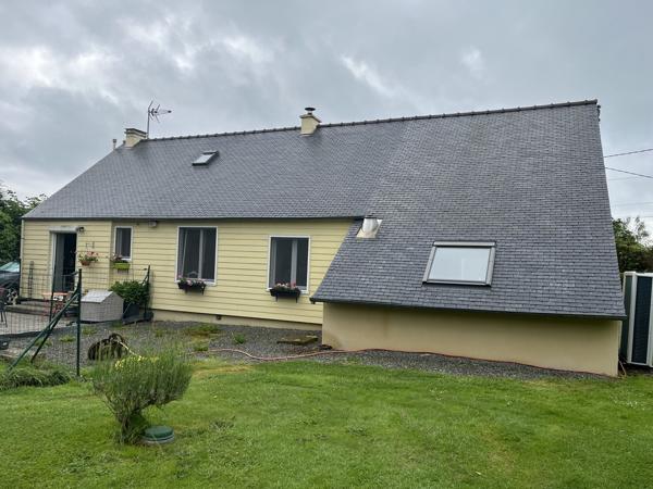 Maison Gommenec H 5 pièce(s) 112 m2