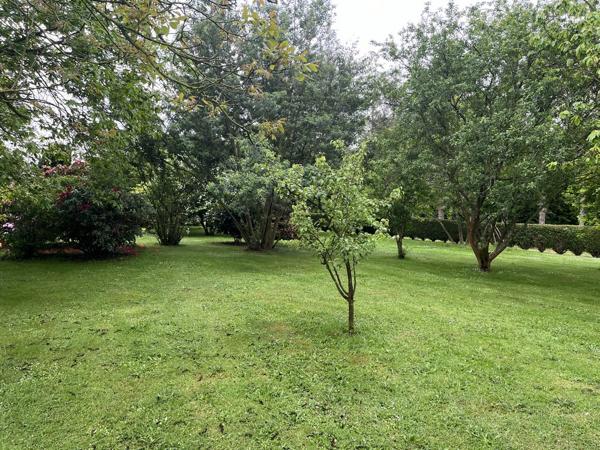 Maison Gommenec H 5 pièce(s) 112 m2