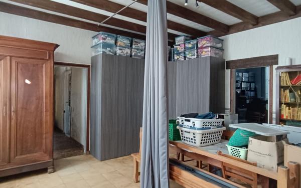 Maison à vendre    10 pièces •  Tonnay-Charente