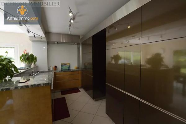 Vente Maison 9 pièces 340 m2 à Duras