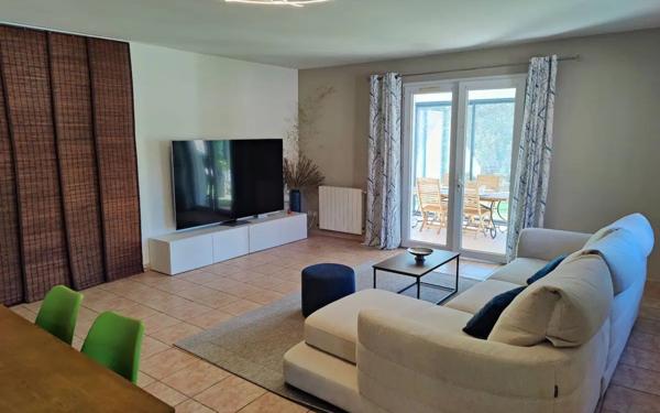 Maison à vendre    5 pièces •  Vedène