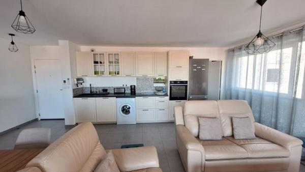 Appartement 13004 Marseille 4 pièce(s) 79.6 m2