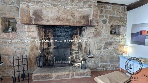 Maison à vendre à Trélévern dans les Côtes-d'Armor (22660), ref : VM362-22093