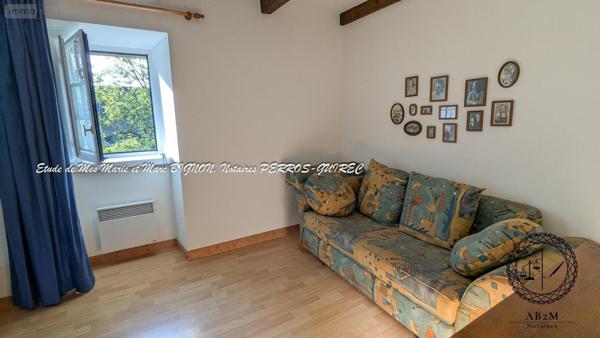 Maison à vendre à Trélévern dans les Côtes-d'Armor (22660), ref : VM362-22093