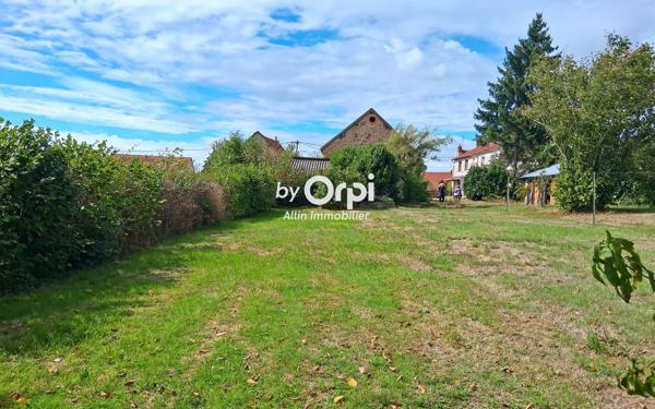 Maison à vendre    6 pièces • 107 m2 Commentry