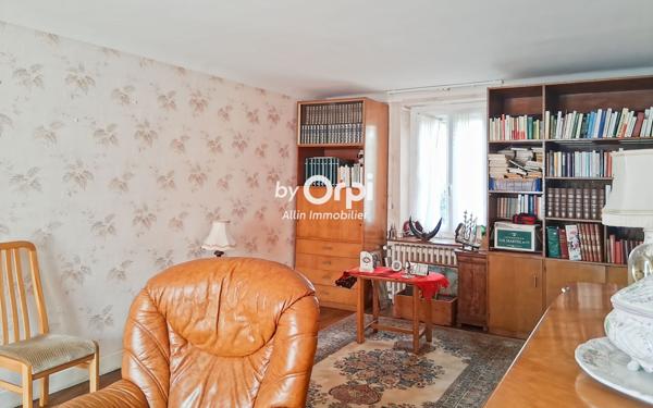 Maison à vendre    6 pièces • 107 m2 Commentry