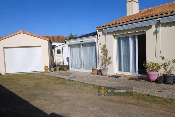 Vente                                                      Maison
                        
                     4 pièces                      73 m2                     à Notre-Dame-de-Monts