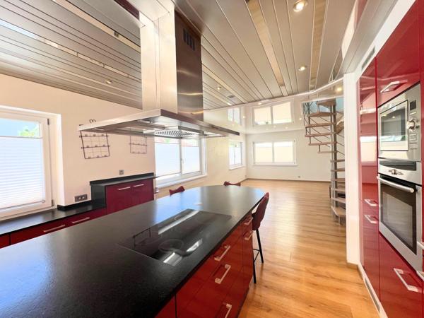 Appartement Triplex de 135 m2 avec un très bel extérieur