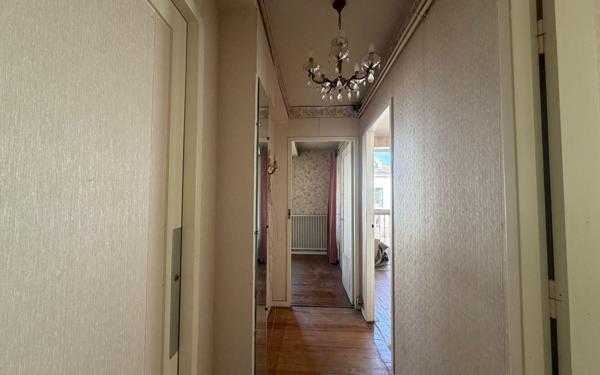 Appartement à vendre    3 pièces •  Royan