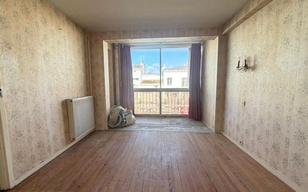 Appartement à vendre    3 pièces •  Royan