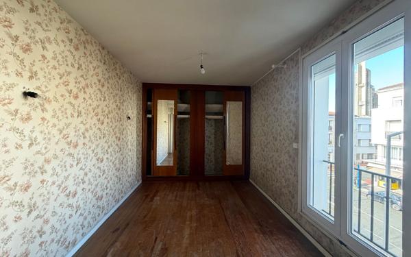 Appartement à vendre    3 pièces •  Royan