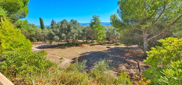 Achat maison près de LE LUC - 8 pièce(s) - 206 m² - 550 000 €