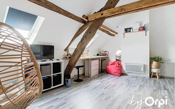 Maison à vendre    7 pièces • 207,13 m2 Marcillat-en-Combraille