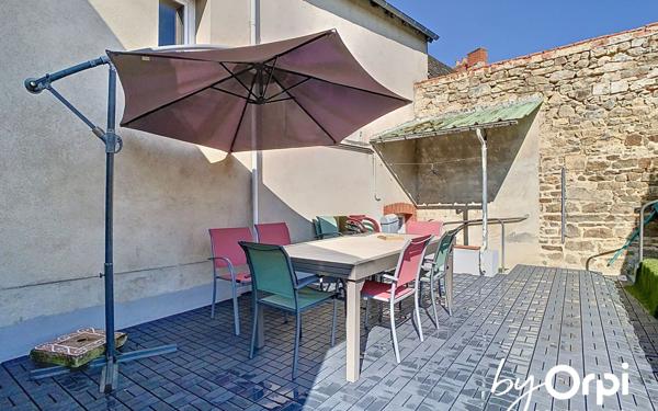 Maison à vendre    7 pièces • 207,13 m2 Marcillat-en-Combraille