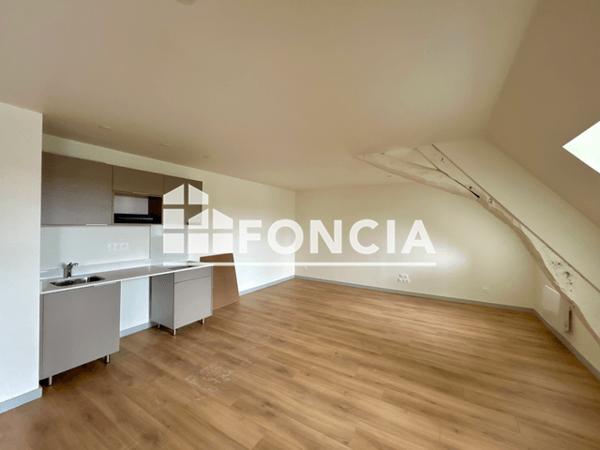 Location Appartement 2 pièces 50.4 m² - Guingamp 22200