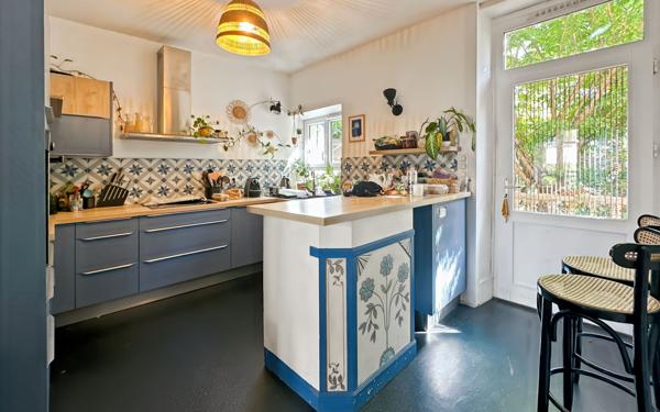 Maison à vendre    6 pièces • 142 m2 Tournon-sur-Rhône