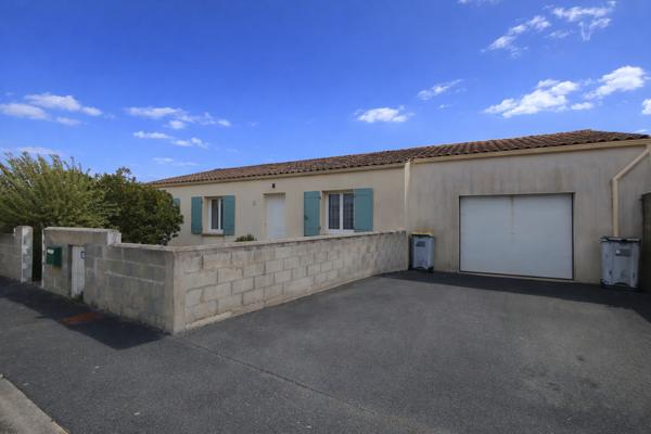 AIGREFEUILLE D'AUNIS MAISON PLAIN PIED 3 CHAMBRES GARAGE JARDIN  Aigrefeuille d aunis