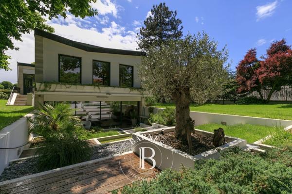 Le Vésinet, Maison 5 Chambres -  320 m² à vendre