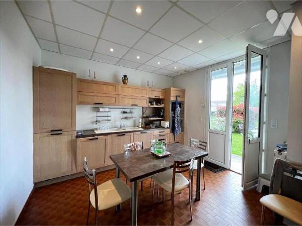 Maison mitoyenne avec grand terrain ? Morcenx-la-Nouvelle - REF 1005543
Située dans un quartier...