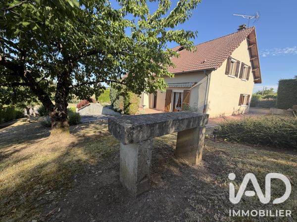 Maison à vendre 7 pièces 171 m² Dommartin-le-Franc