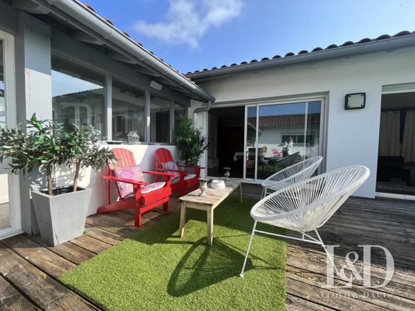 RARE! SAINT-PÉE-SUR-NIVELLE, MAISON 210m² AVEC T2 INDÉPENDANT ET PISCINE!