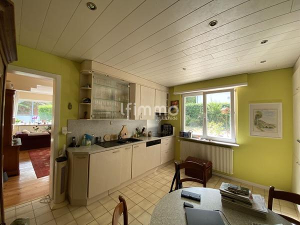 Mulhouse, Maison d’architecte de plain-pied, Rebberg bas, Terrain clos