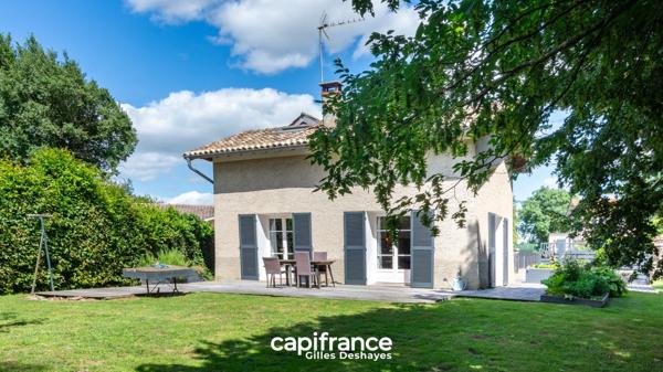 Maison de 1900 à Lurcy, secteur Montmerle-sur-Saône / Belleville-sur-Saône, 172 m² habitables, 187 m² au sol, sur un terrain arboré de 1 395 m².