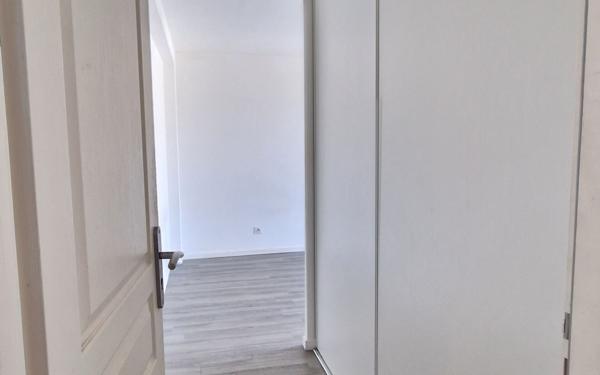 Appartement à vendre    3 pièces • 75,66 m2 Fleury-les-Aubrais