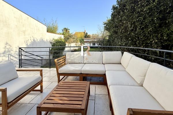 La Rochelle (17000) La Genette - A deux pas des commerces, jolie maison de caractère avec jardin