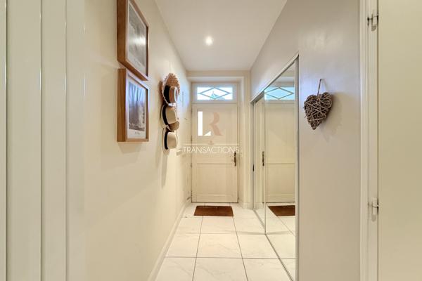 La Rochelle (17000) La Genette - A deux pas des commerces, jolie maison de caractère avec jardin