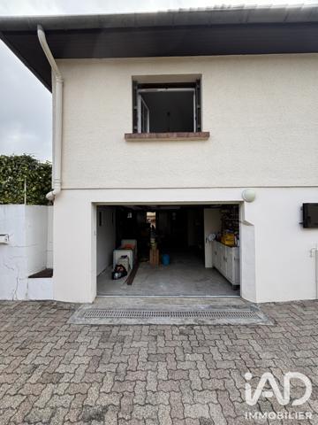 Maison à vendre 5 pièces 95 m² Yzeure