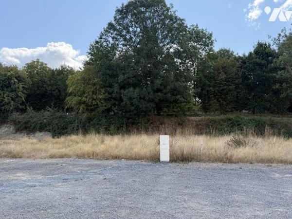 Terrain à bâtir viabilisé (eau, électricité,telecom) de 506m²