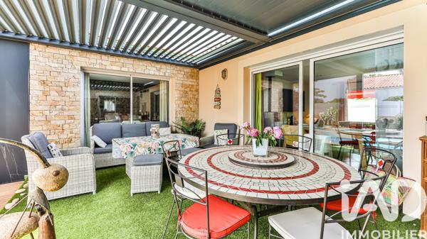 Maison à vendre 7 pièces 216 m² Le Fenouiller