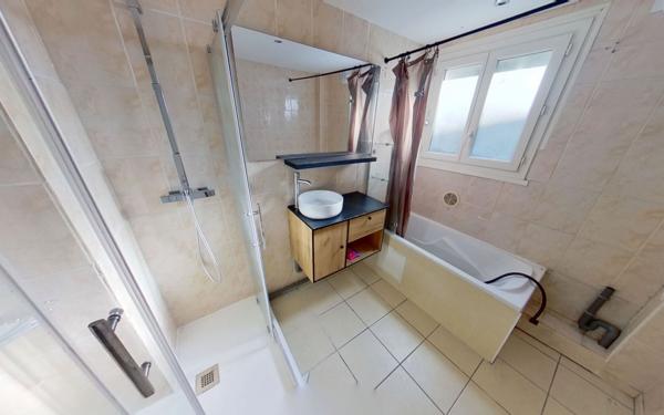 Appartement à louer    3 pièces • 70,32 m2 Lyon 9