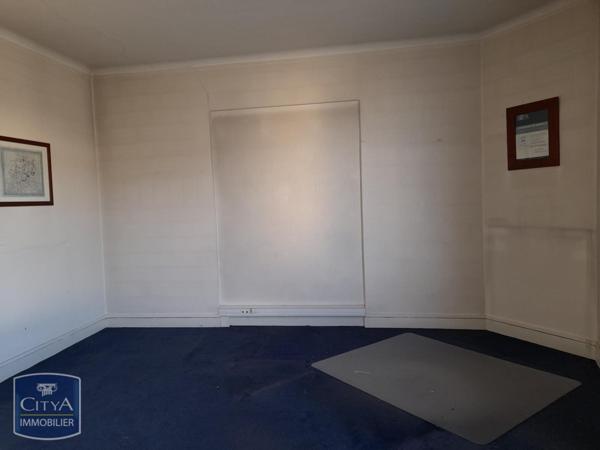 Local professionnel à louer 120m²