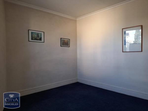 Local professionnel à louer 120m²