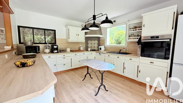Maison à vendre 9 pièces 200 m² Moëlan-sur-Mer