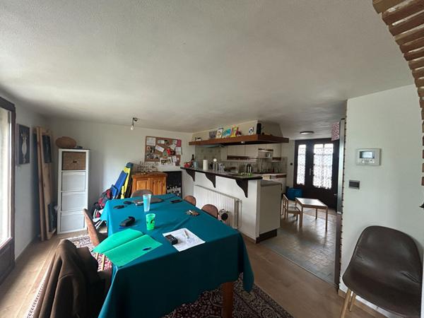 Bezons - Maison 6 pièces 120 m2 €375 000 ** - Référence 4436