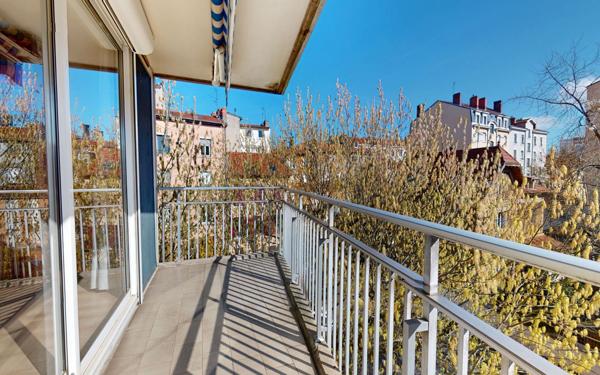Appartement à vendre    4 pièces • 98,37 m2 Lyon 3