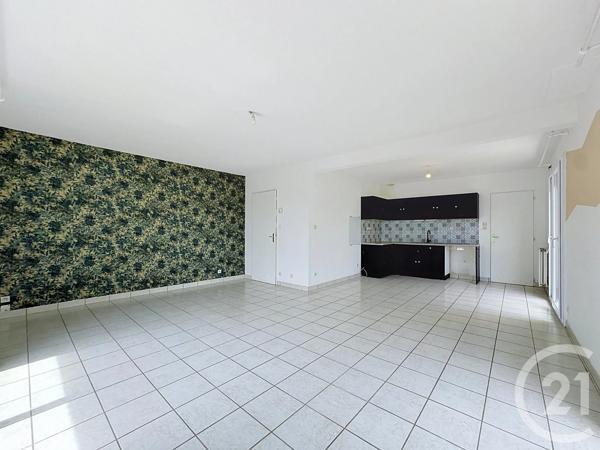 Maison à vendre  5 pièces - 91,24 m 2   BOHARS  - 29