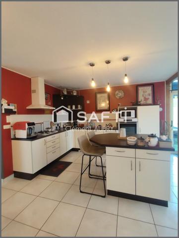 Charmante maison familiale avec grand terrain !