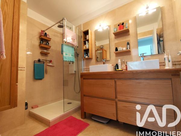 Appartement à vendre 3 pièces 70 m² Hyères