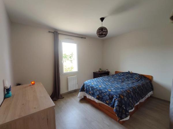 Vente                                                      Maison
                        
                                         97 m2                     à Civaux