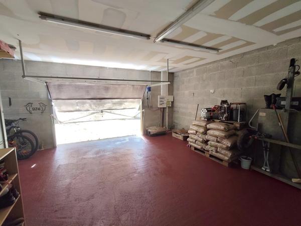Vente                                                      Maison
                        
                                         97 m2                     à Civaux
