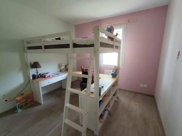 Vente                                                      Maison
                        
                                         97 m2                     à Civaux