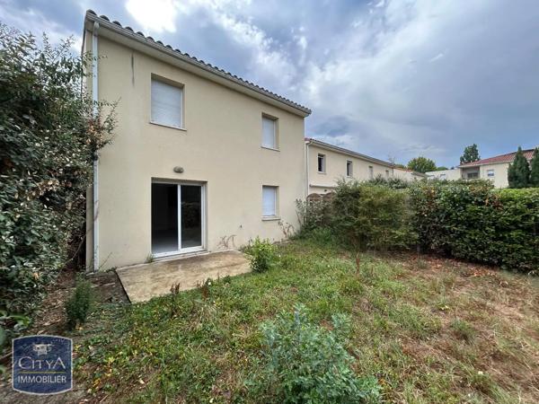 Maison à louer 4 pièces 83.92m² Tarbes (65000)
