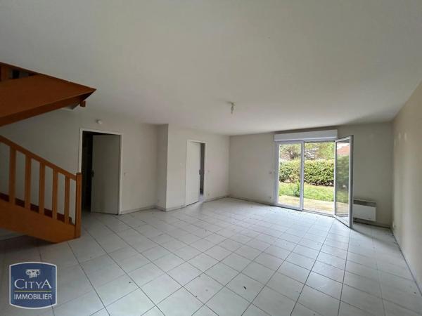 Maison à louer 4 pièces 83.92m² Tarbes (65000)